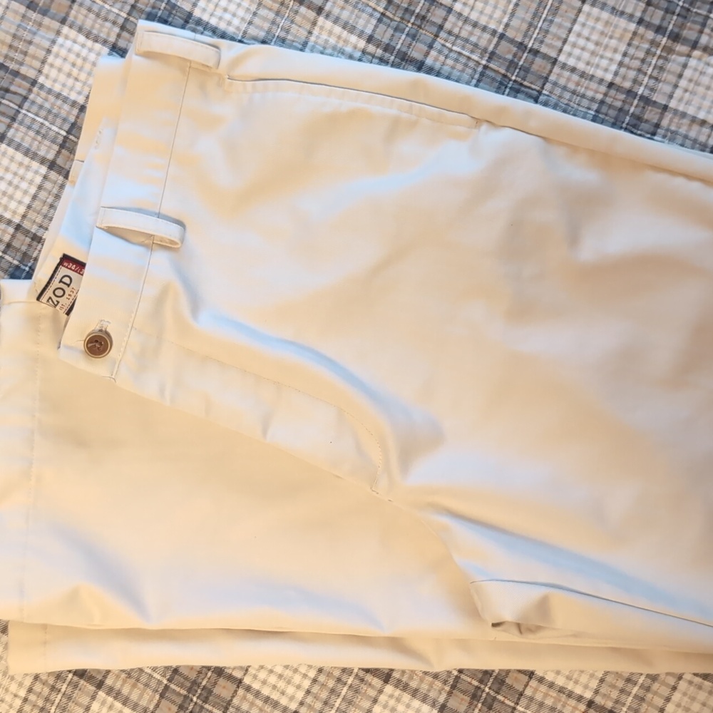 Izod khaki pants. 32x32